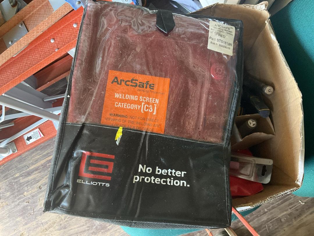 Photo '5' of Assorted Construction Tools Photo '5' of Assorted Construction Tools