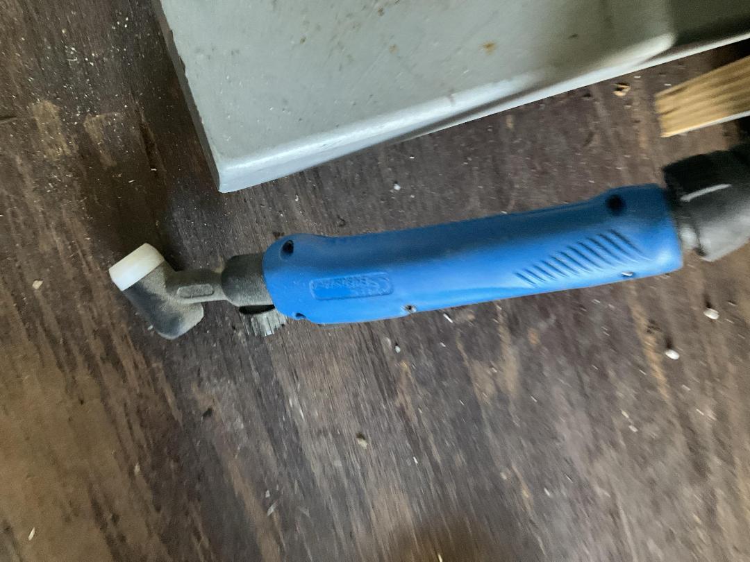 Photo '4' of Welder Photo '4' of Welder