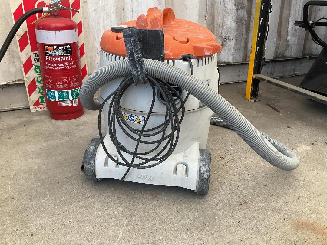 Photo '3' of STIHL Vacuum Photo '3' of STIHL Vacuum