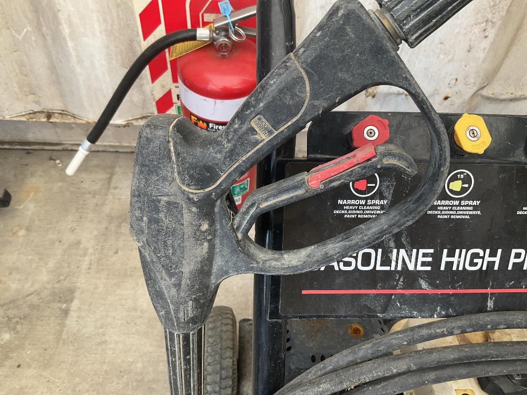 Photo '2' of High Pressure Washer Photo '2' of High Pressure Washer