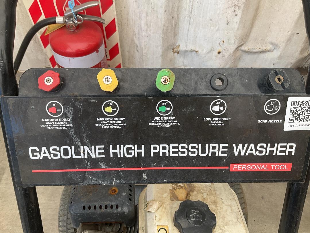 Photo '3' of High Pressure Washer Photo '3' of High Pressure Washer