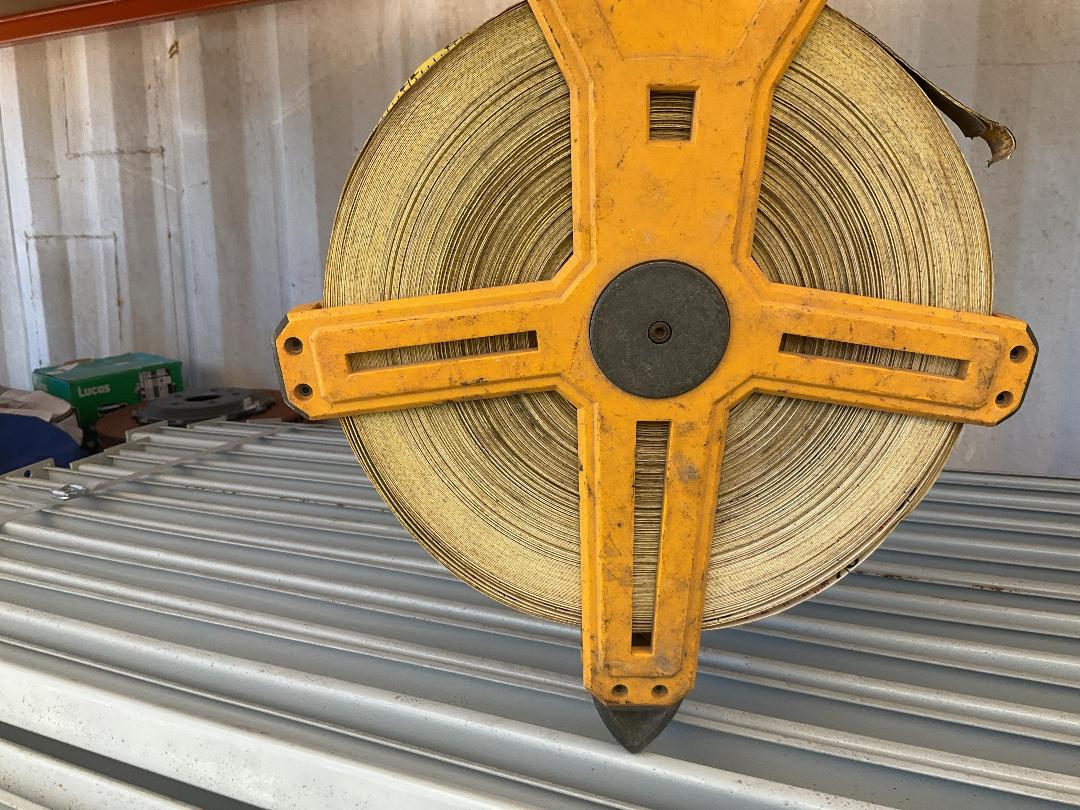 Photo '3' of Komelon Open Reel Fibreglass Tape Photo '3' of Komelon Open Reel Fibreglass Tape