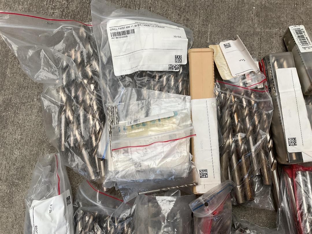 Photo '2' of Bulk Assortment of Drill Bits