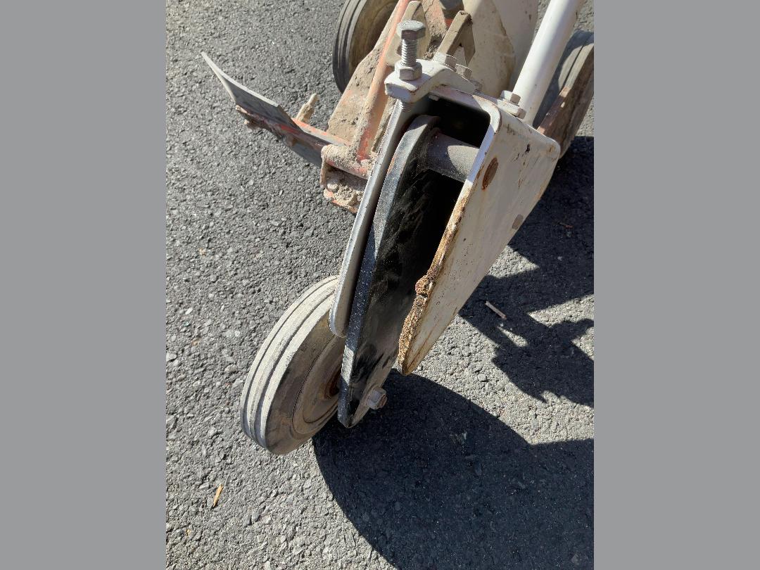 Photo '9' of Stihl Saw Trolley