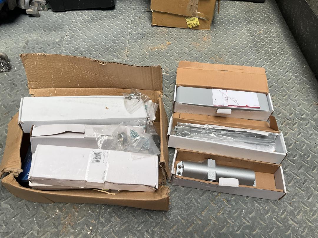 Photo '13' of Dalton Builders Tools Photo '13' of Dalton Builders Tools