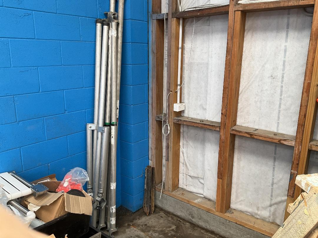 Photo '38' of Dalton Builders Tools Photo '38' of Dalton Builders Tools