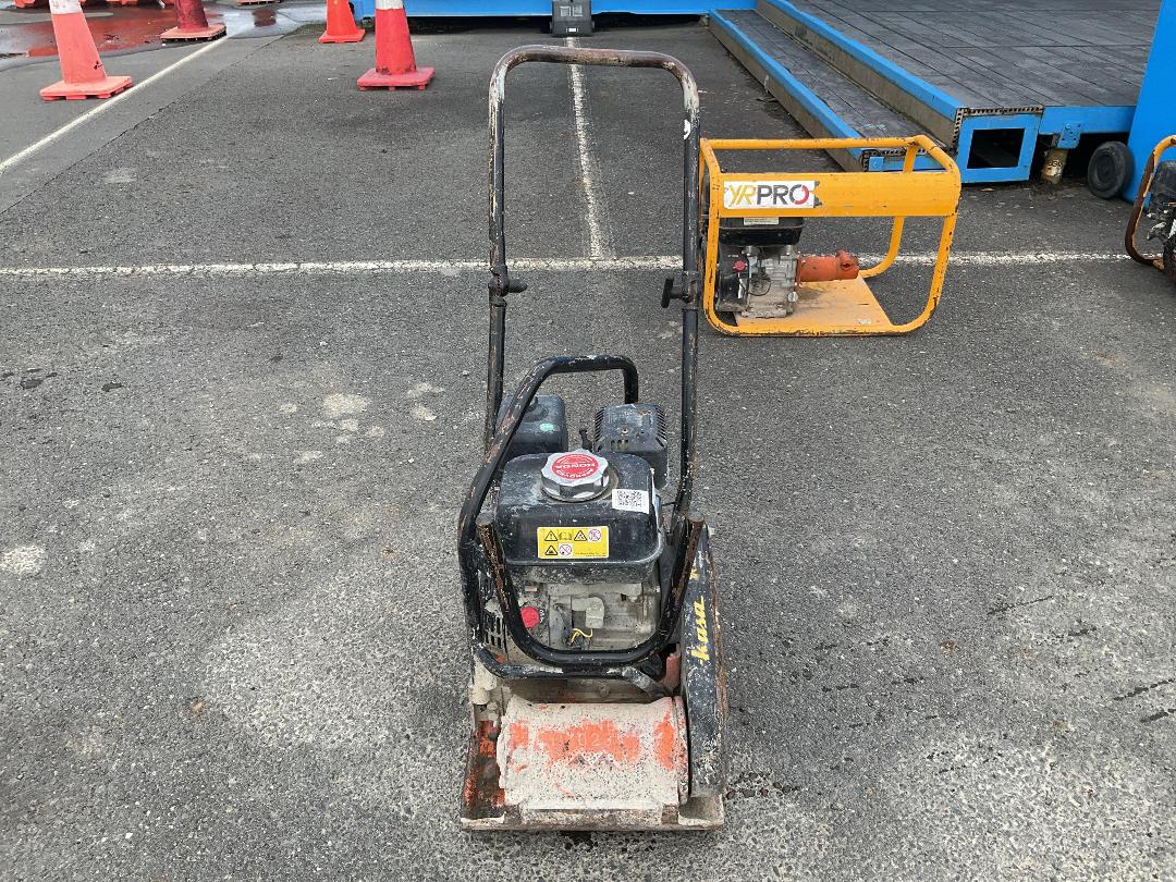 Photo '4' of Mikasa Plate Compactor