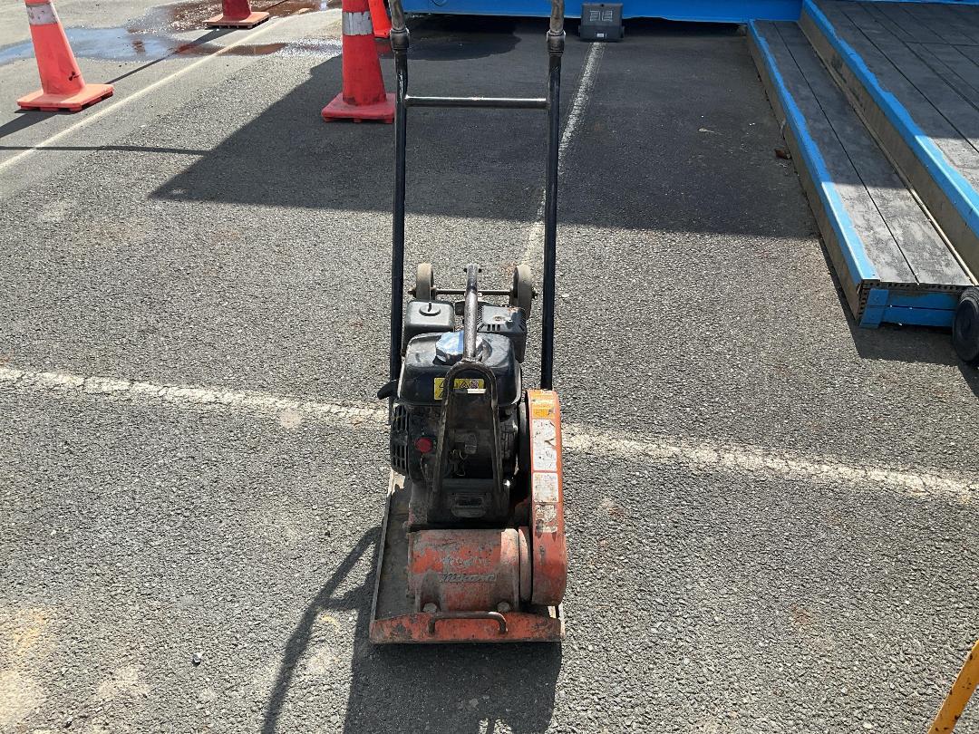 Photo '2' of Mikasa Plate Compactor