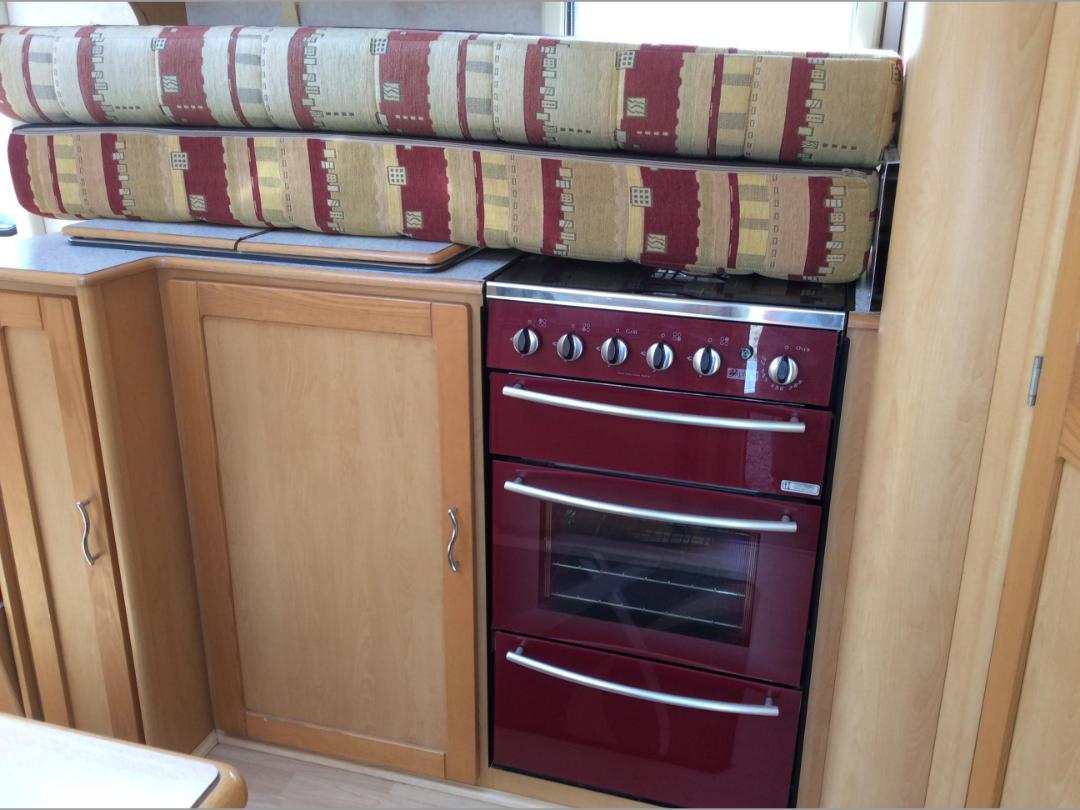 Photo '22' of Caravan Compass Corona 482 Coach Photo '22' of Caravan Compass Corona 482 Coach