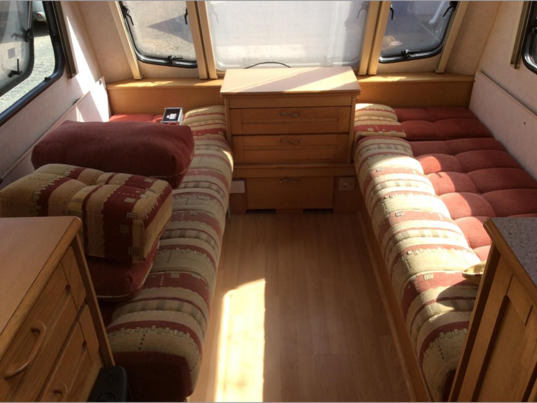 Photo '23' of Caravan Compass Corona 482 Coach Photo '23' of Caravan Compass Corona 482 Coach