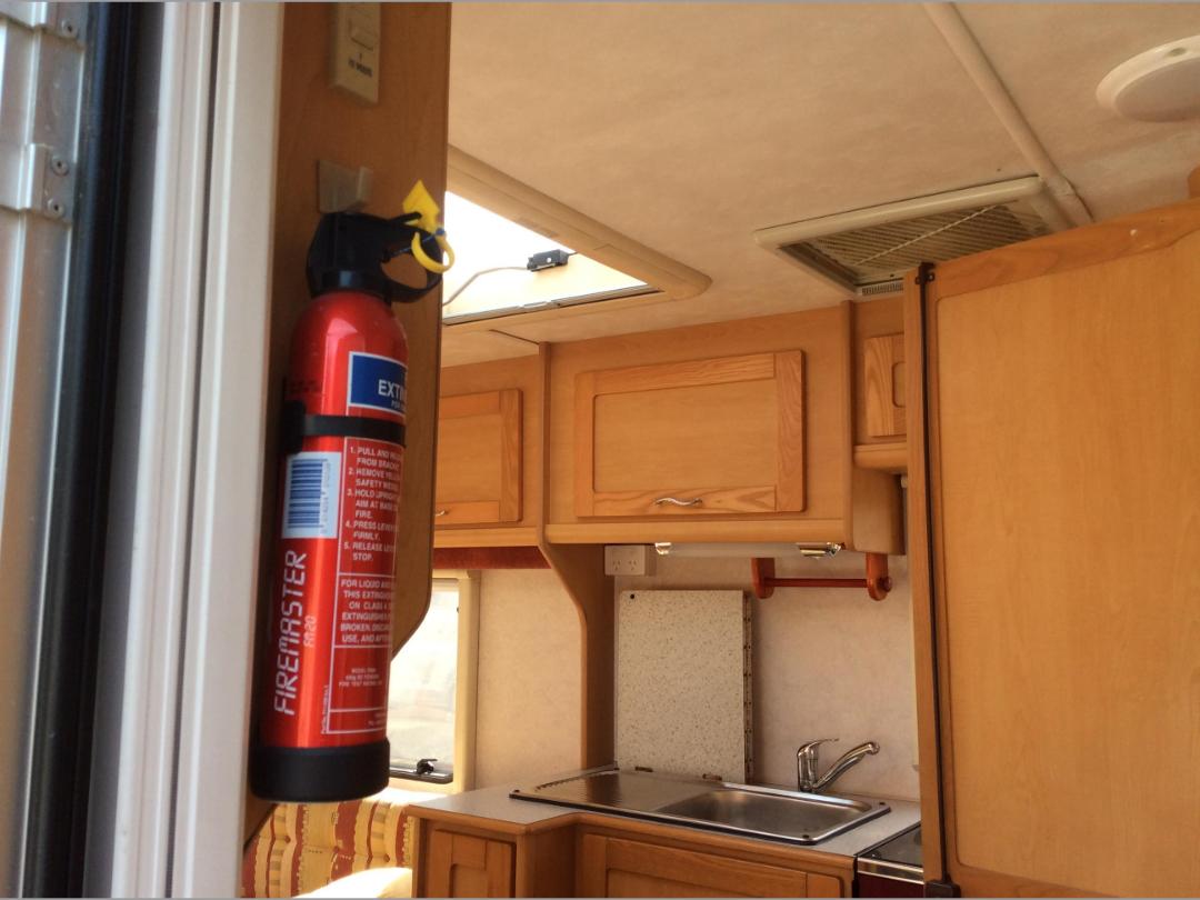 Photo '45' of Caravan Compass Corona 482 Coach Photo '45' of Caravan Compass Corona 482 Coach