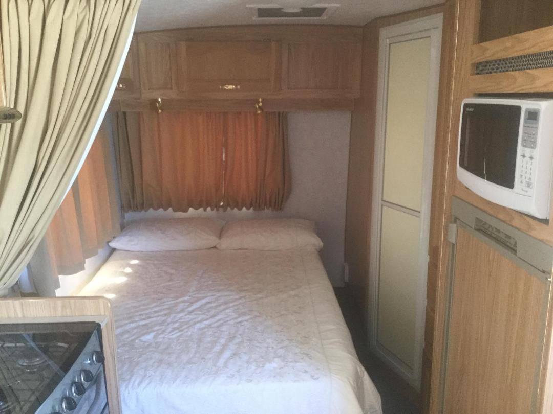 Photo '13' of Caravan Oxford Caravan Photo '13' of Caravan Oxford Caravan