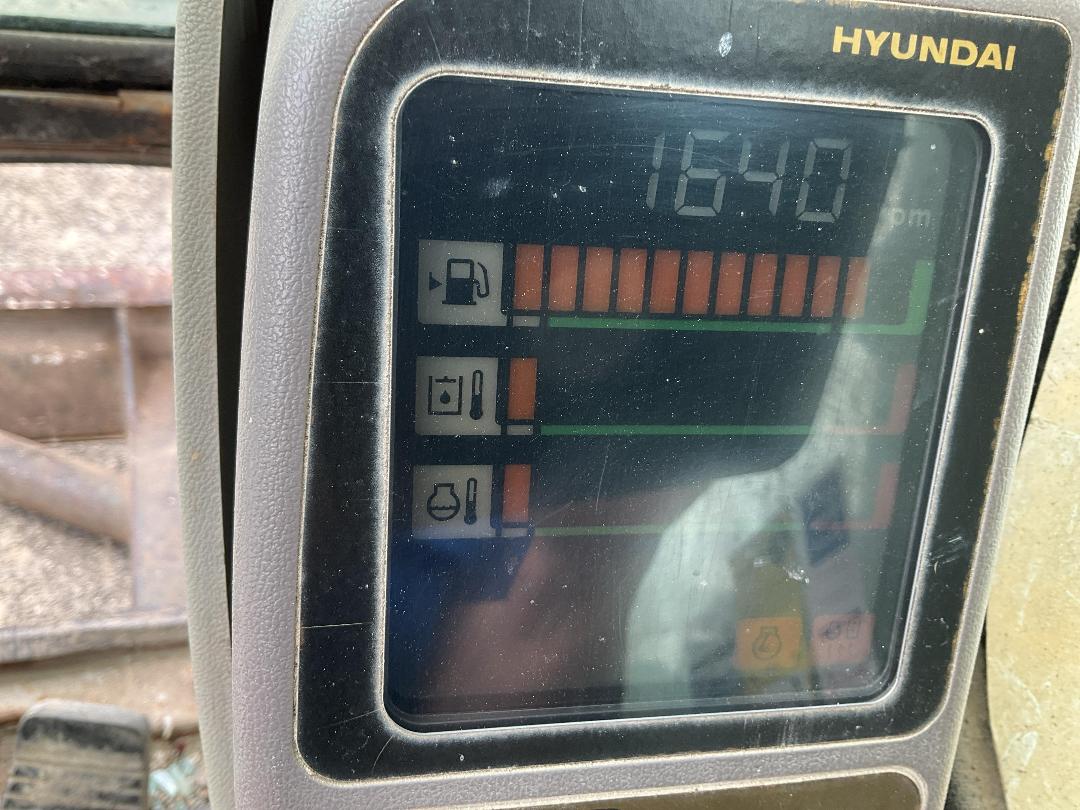 Photo '16' of Circa 2008 Hyundai Robex 80-7 Excavator Photo '16' of Circa 2008 Hyundai Robex 80-7 Excavator