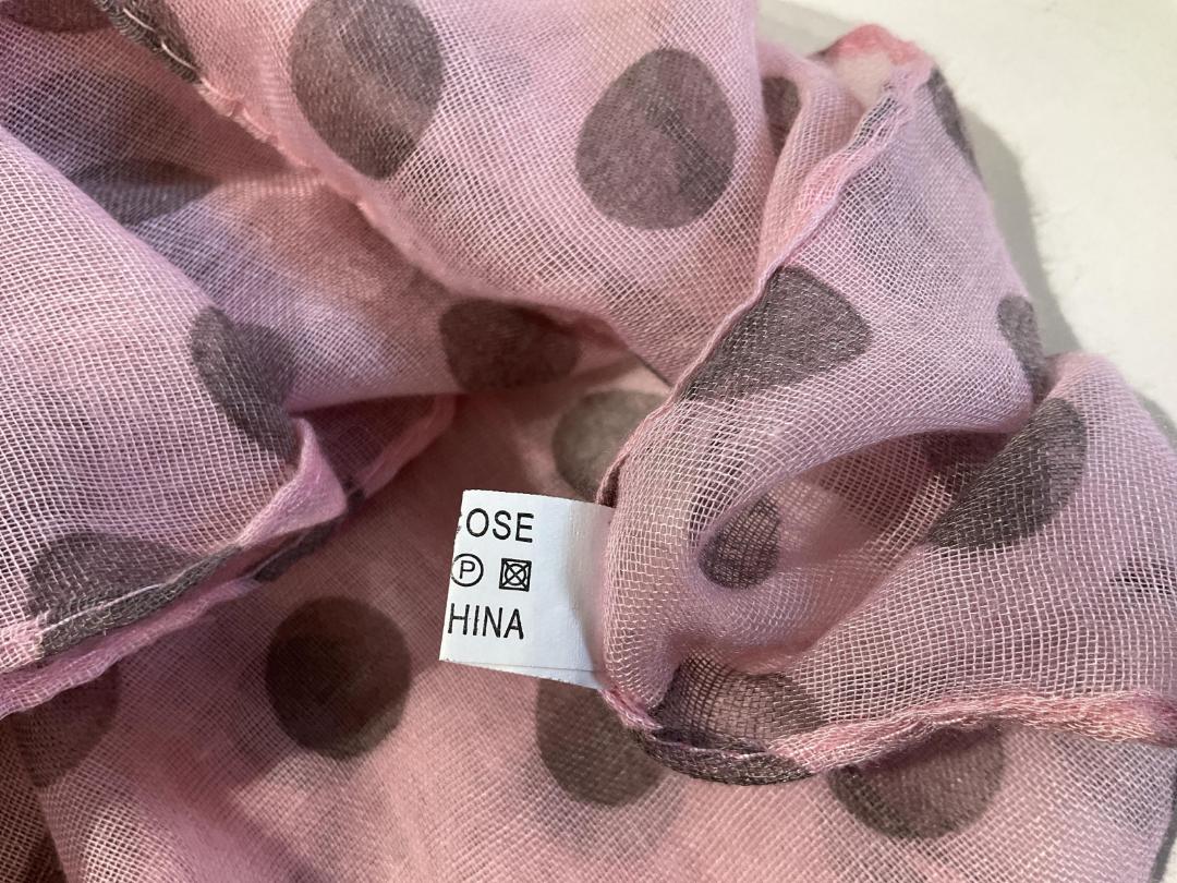 Photo '5' of Pink Scarf with Dots Photo '5' of Pink Scarf with Dots