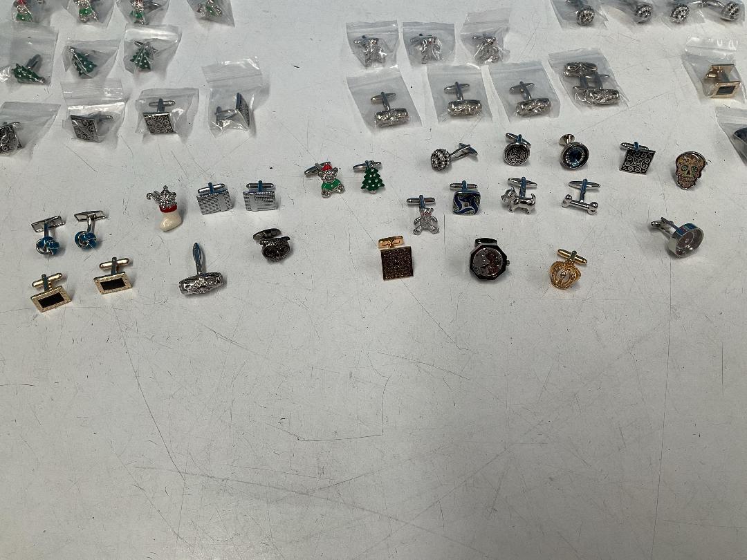 Photo '5' of Assortment of Cufflinks *New* Photo '5' of Assortment of Cufflinks *New*