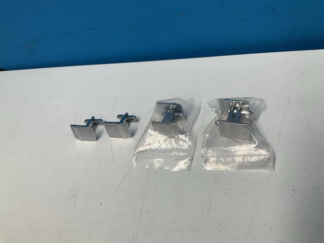 Photo '2' of Brooch Clips or Similar and Some Cufflinks *New* Photo '2' of Brooch Clips or Similar and Some Cufflinks *New*