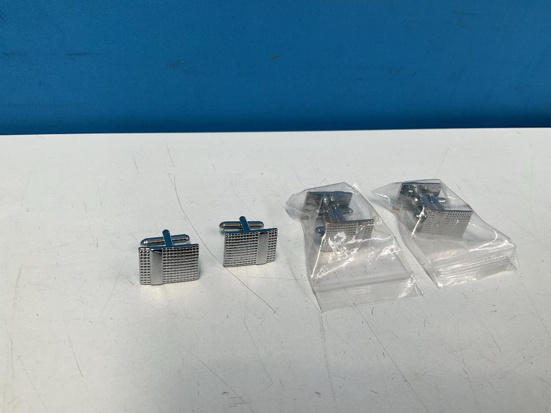 Photo '3' of Brooch Clips or Similar and Some Cufflinks *New* Photo '3' of Brooch Clips or Similar and Some Cufflinks *New*