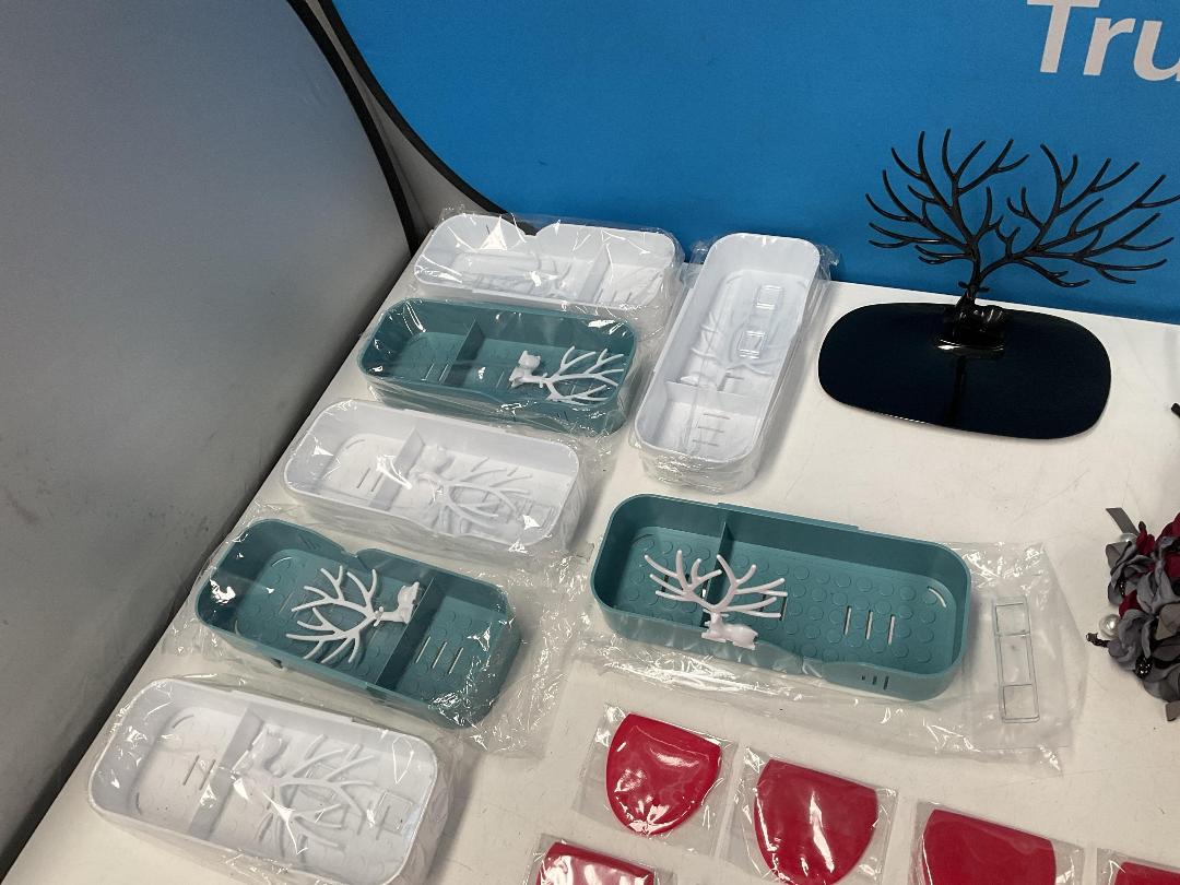 Photo '5' of Miscellaneous Items - Deer Trays or Similar, Toothpaste Squeezers Etc *NEW*