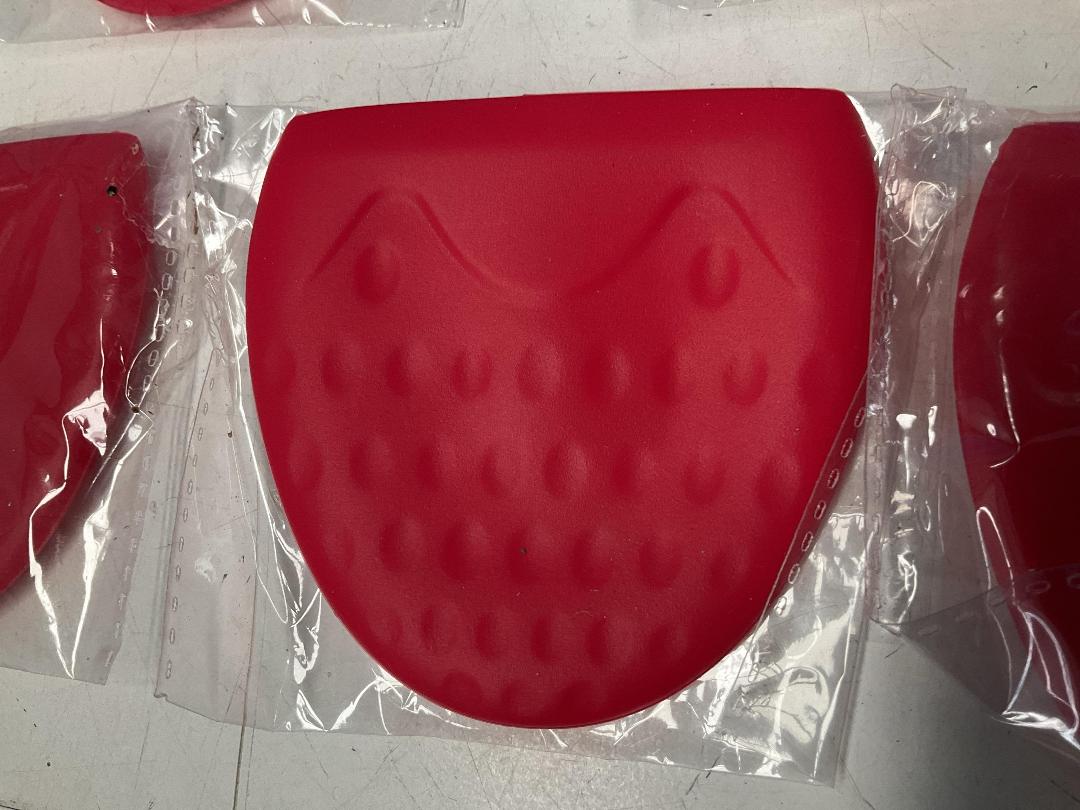 Photo '7' of Miscellaneous Items - Deer Trays or Similar, Toothpaste Squeezers Etc *NEW*