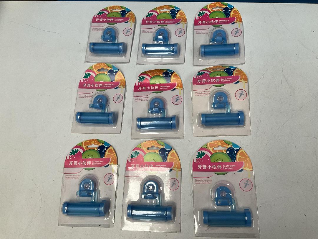 Photo '11' of Miscellaneous Items - Deer Trays or Similar, Toothpaste Squeezers Etc *NEW*