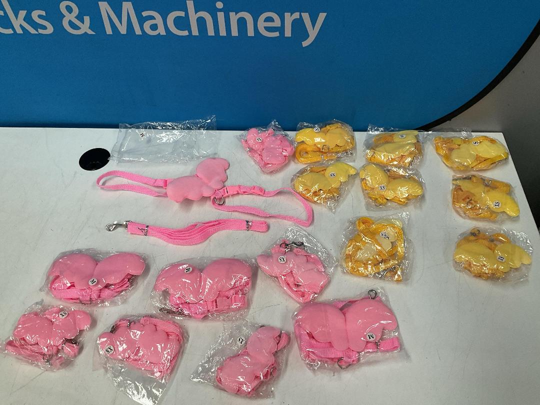 Photo '14' of Miscellaneous Items - Deer Trays or Similar, Toothpaste Squeezers Etc *NEW*