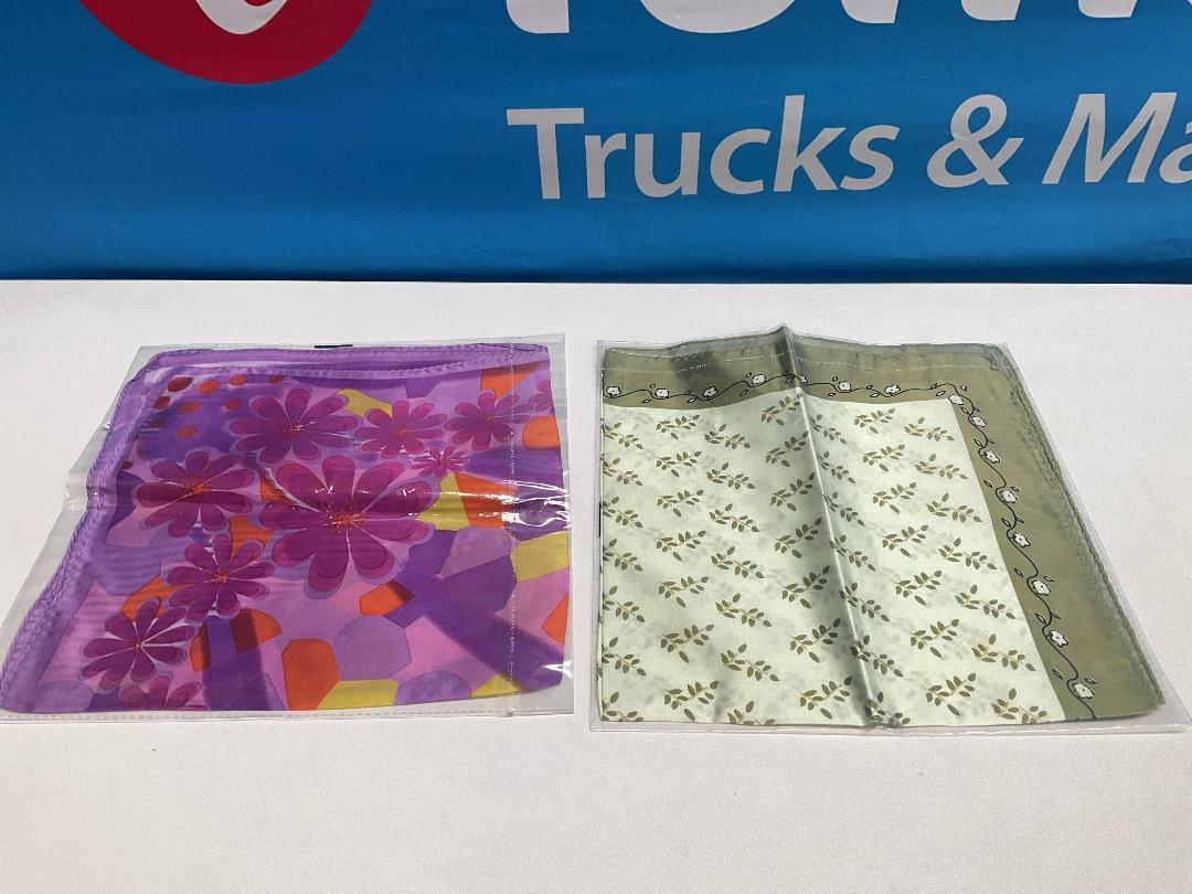 Photo '3' of 100% Silk 50cm Scarf (3pce) *NEW* Photo '3' of 100% Silk 50cm Scarf (3pce) *NEW*