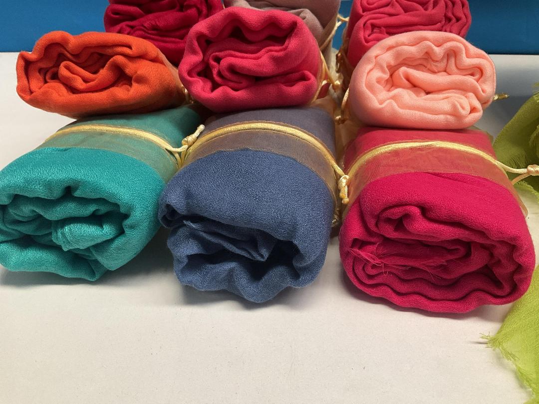 Photo '2' of 100% Cotton 190cm Scarf - Assorted (10pce) *NEW* Photo '2' of 100% Cotton 190cm Scarf - Assorted (10pce) *NEW*