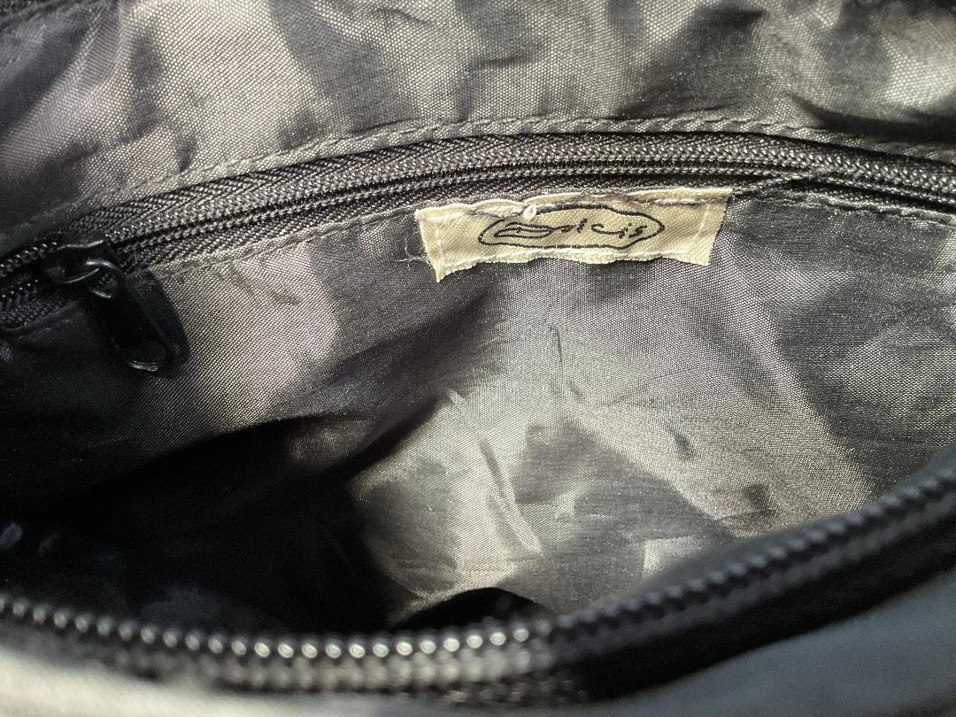 Photo '8' of Assortment of Various Bags