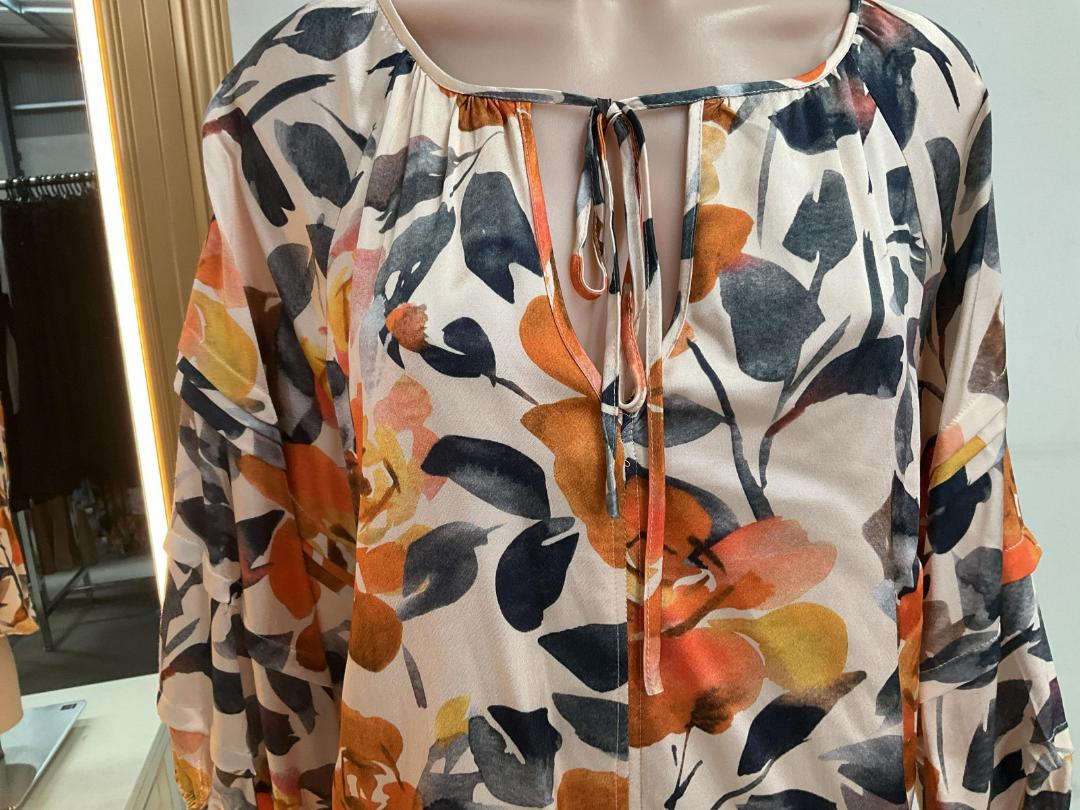 Photo '4' of Zafina - Sadie Top Golden Hour - Size 8 - RRP $169.90 Photo '4' of Zafina - Sadie Top Golden Hour - Size 8 - RRP $169.90
