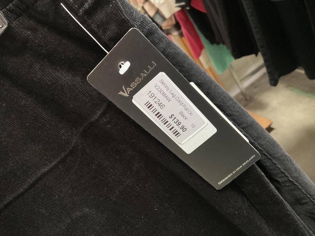 Photo '6' of Vassalli - Skinny Leg Cord Pull On Black - Size 18 - RRP $139.90 Photo '6' of Vassalli - Skinny Leg Cord Pull On Black - Size 18 - RRP $139.90