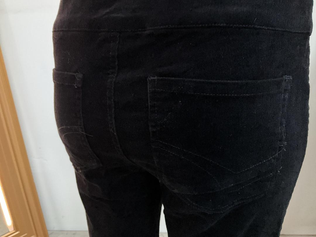 Photo '3' of Elm Lifestyle - Leila Cord Pant Black - Size 8 - RRP $109.90 Photo '3' of Elm Lifestyle - Leila Cord Pant Black - Size 8 - RRP $109.90