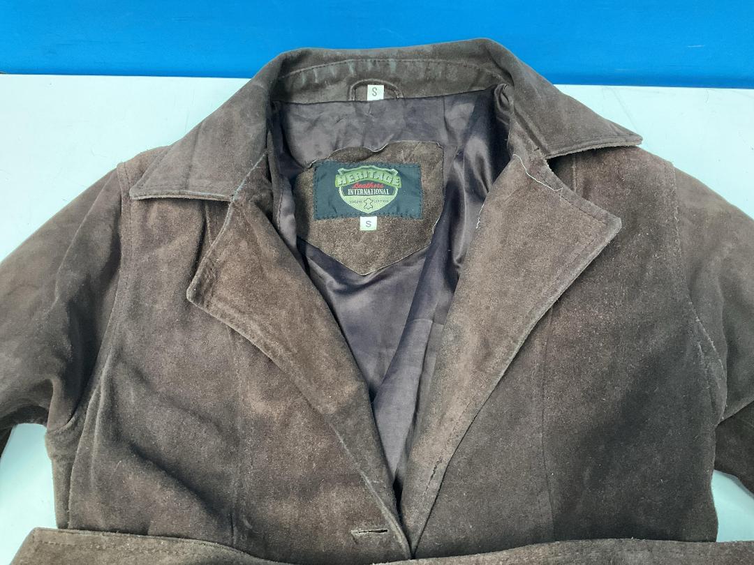 Photo '3' of Brown Coloured Genuine Leather Jacket - Women’s - Small