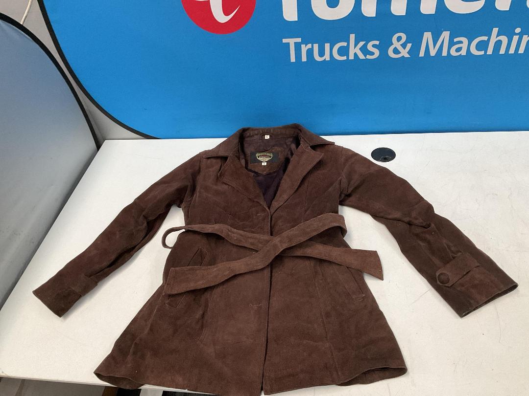 Photo '9' of Brown Coloured Genuine Leather Jacket - Women’s - Small