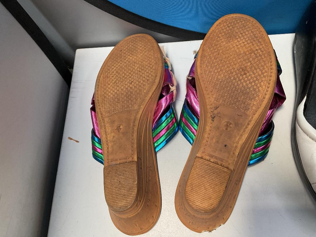 Photo '4' of 11x Pairs of Women’s Shoes