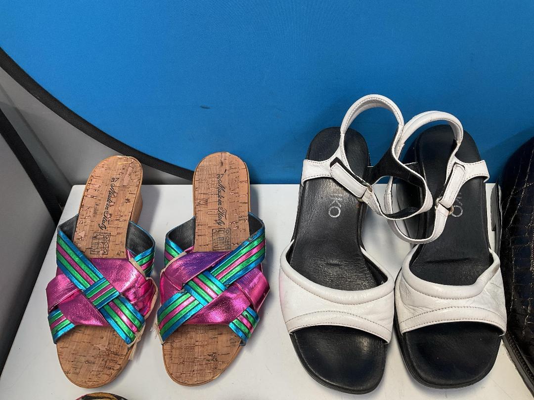 Photo '2' of 11x Pairs of Women’s Shoes