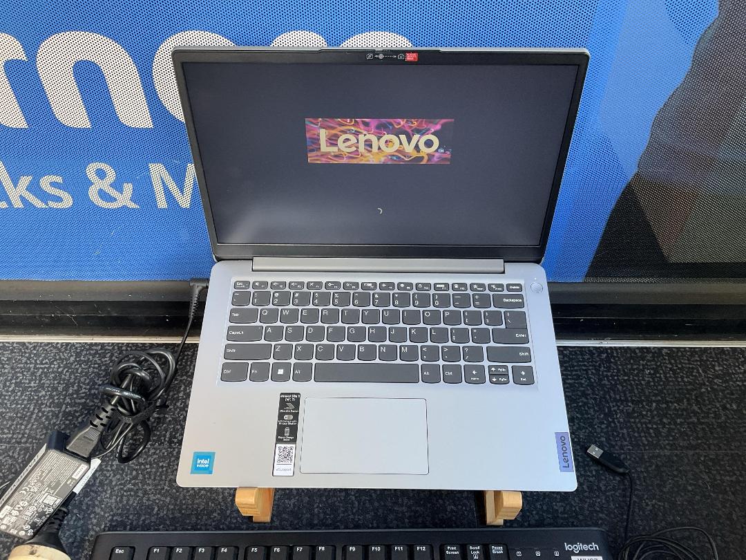 Photo '2' of 2022 Lenovo IdeaPad