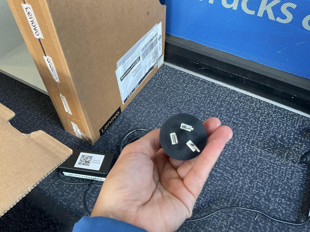 Photo '4' of 2022 Lenovo IdeaPad