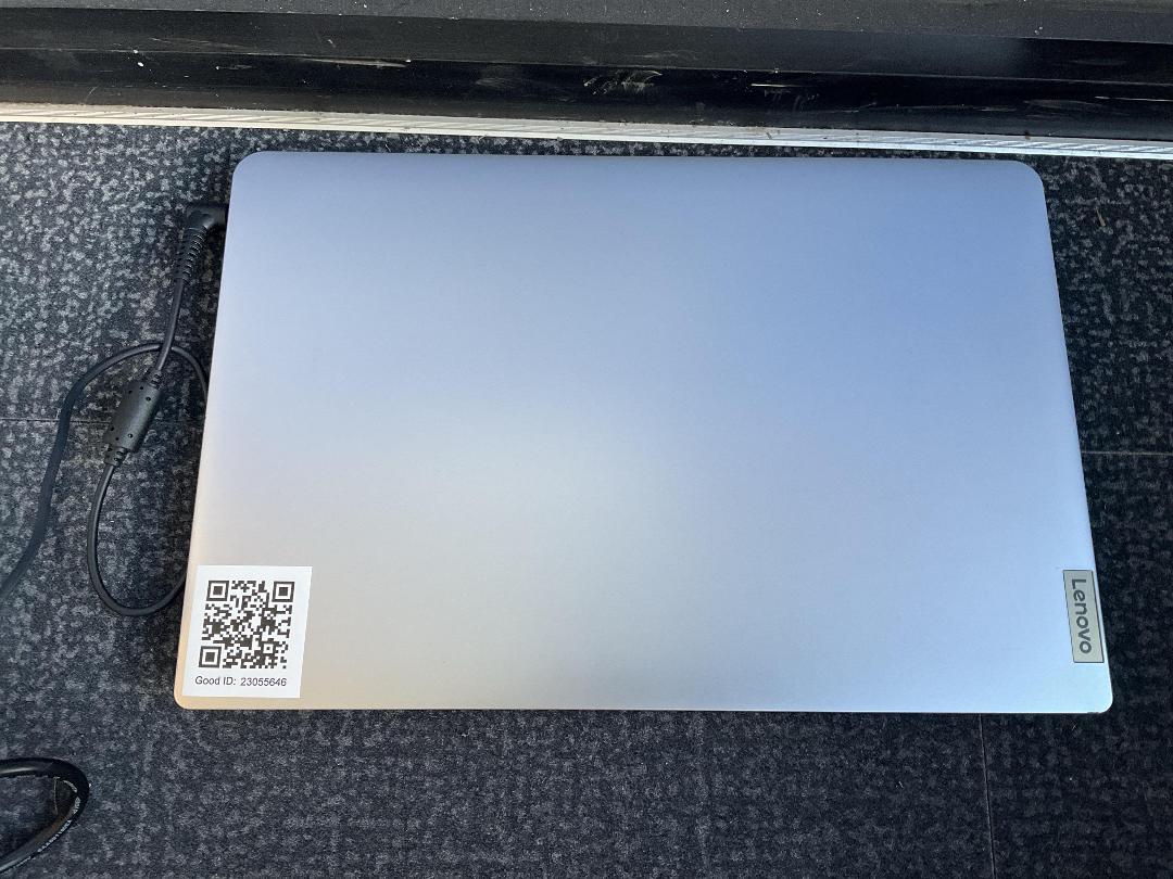 Photo '2' of 2022 Lenovo IdeaPad