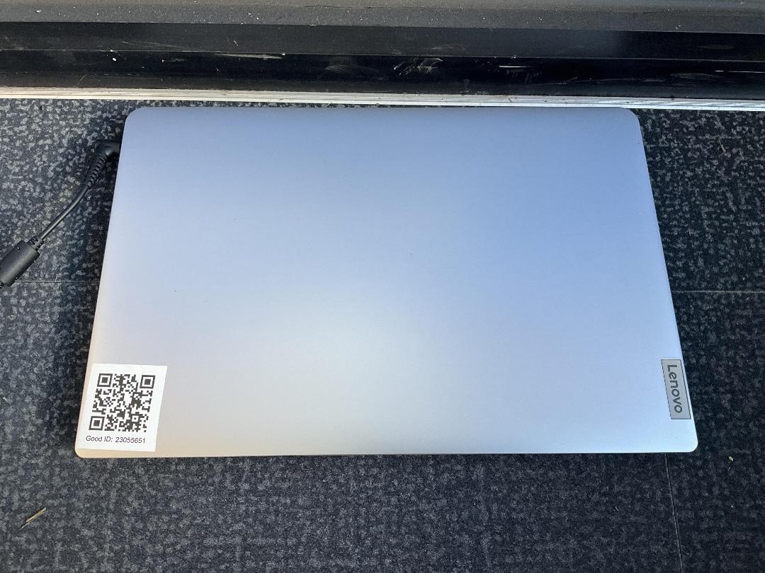 Photo '2' of 2022 Lenovo IdeaPad