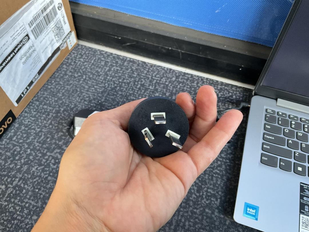 Photo '4' of 2022 Lenovo IdeaPad