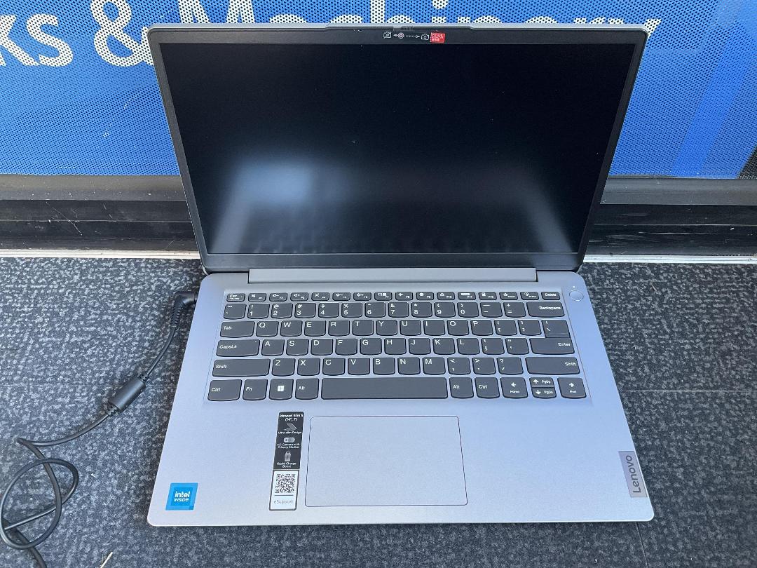 Photo '2' of 2022 Lenovo IdeaPad