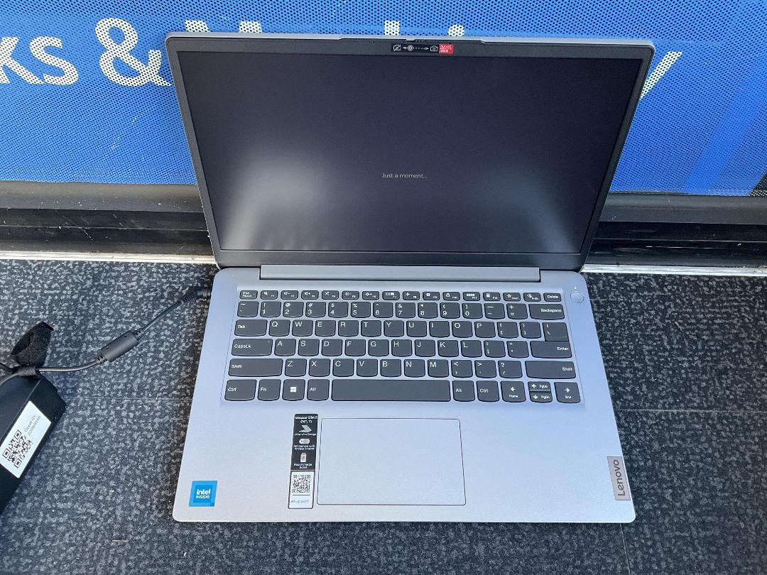 Photo '2' of 2022 Lenovo IdeaPad