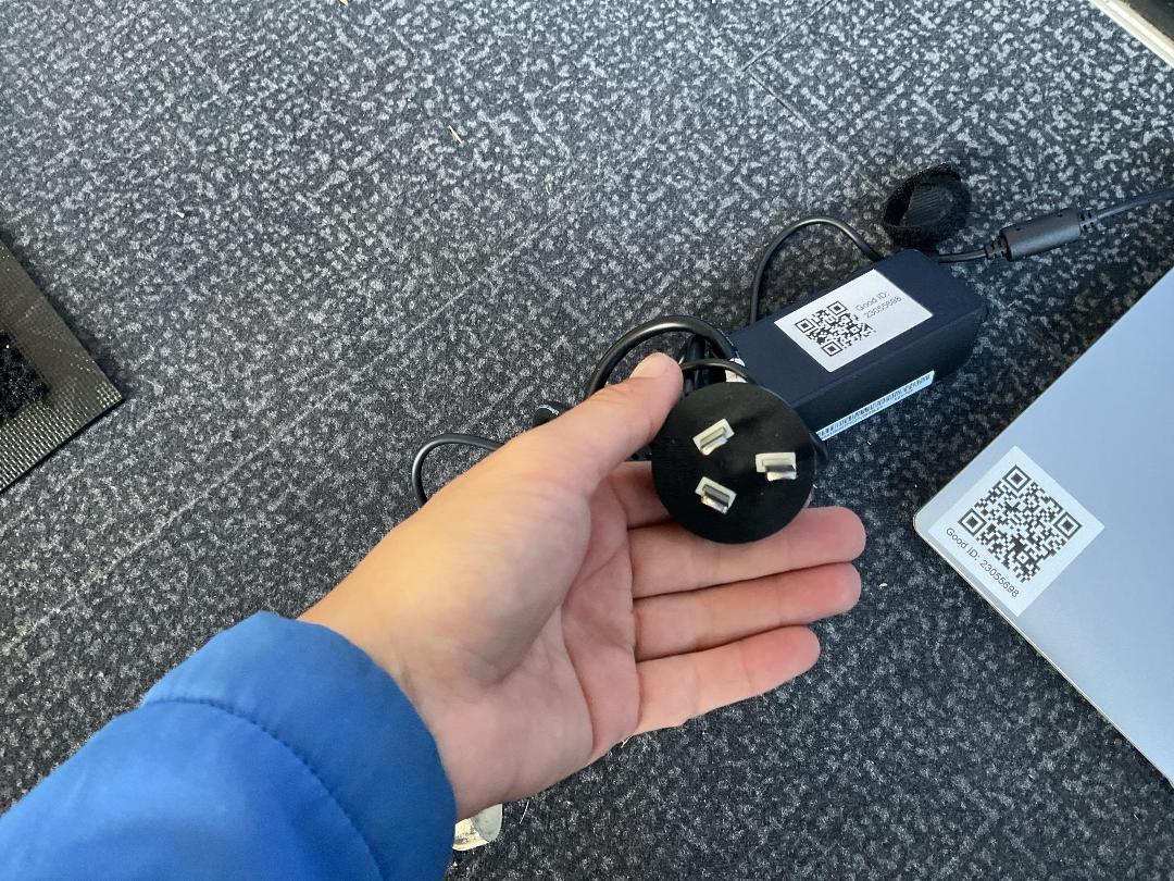 Photo '3' of 2022 Lenovo IdeaPad