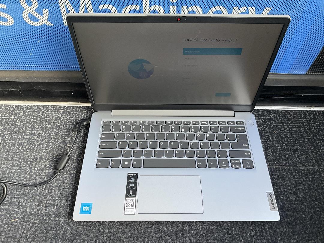 Photo '3' of 2022 Lenovo IdeaPad