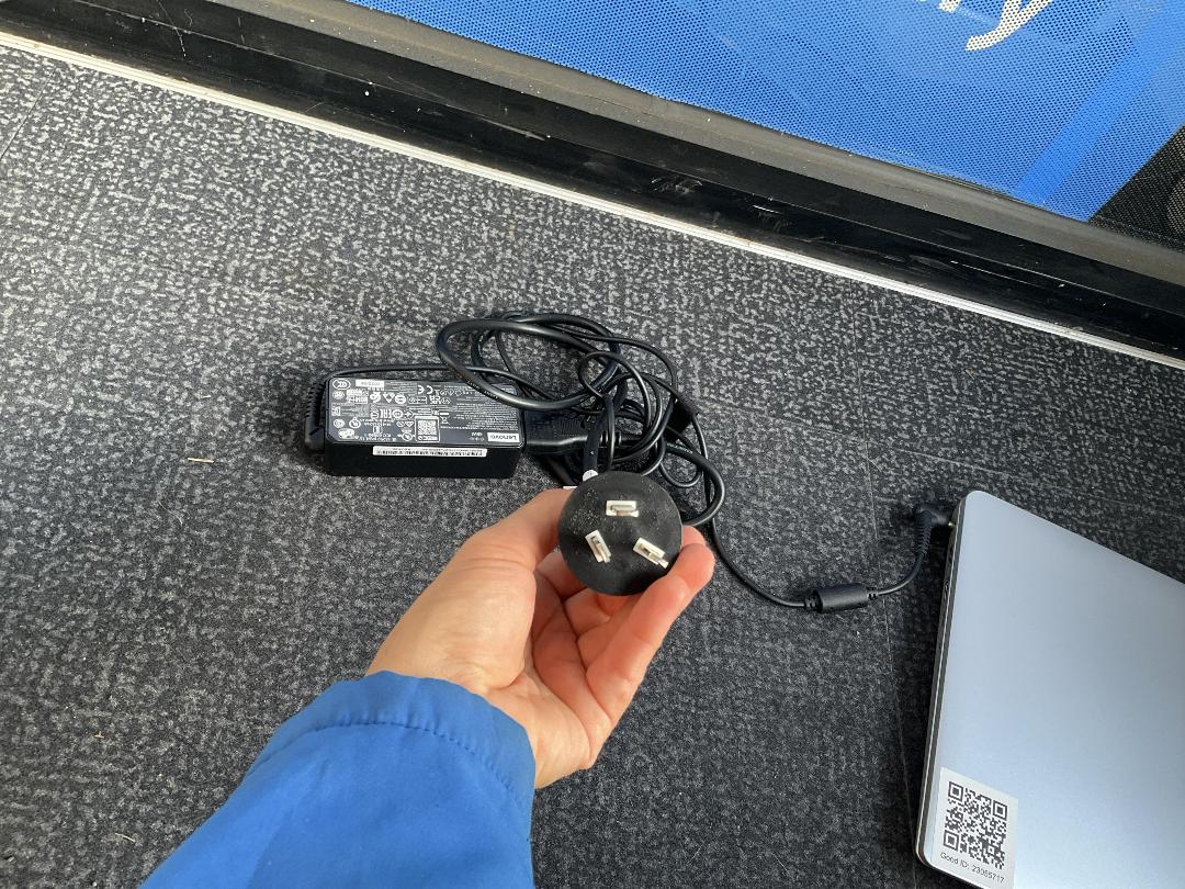 Photo '5' of 2022 Lenovo IdeaPad