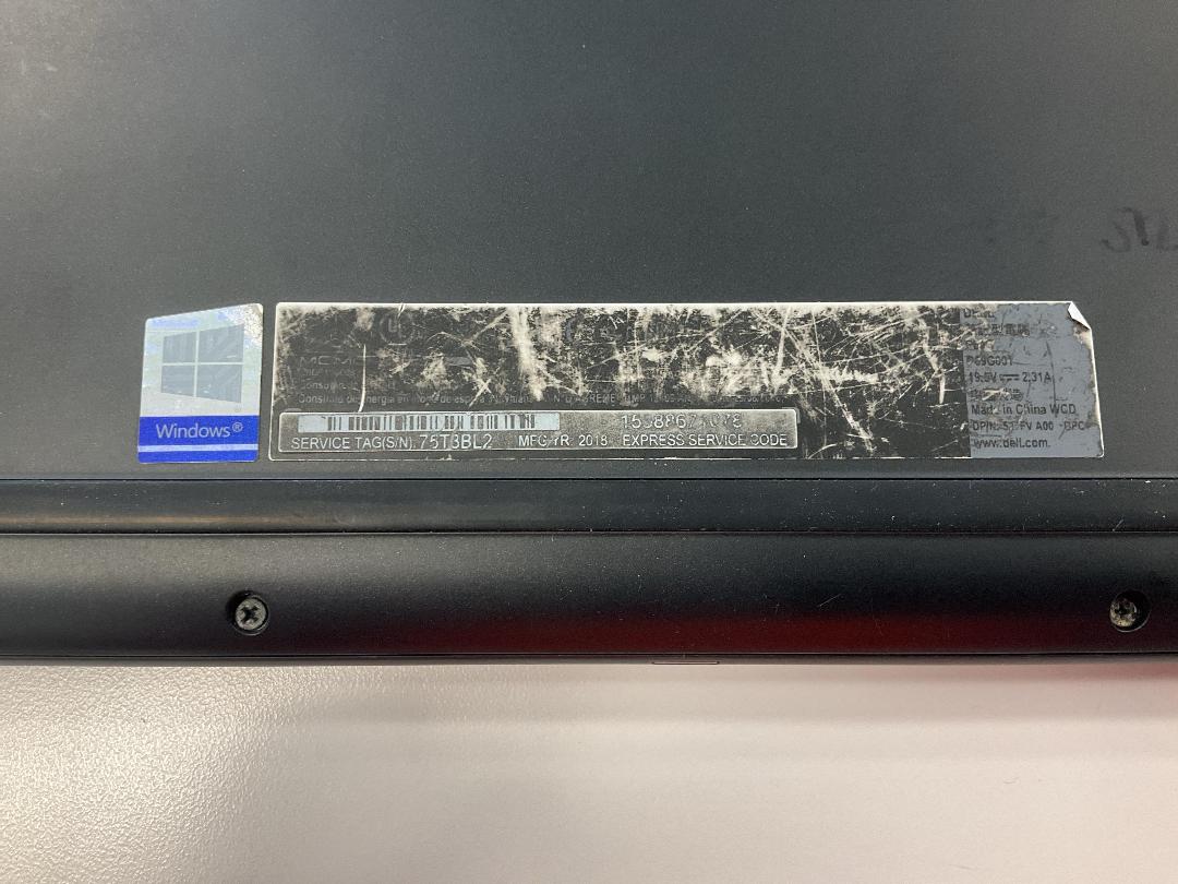 Photo '6' of Dell Latitude 3390 2 in 1 Photo '6' of Dell Latitude 3390 2 in 1