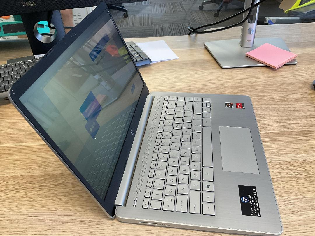 Photo '2' of HP Laptop Photo '2' of HP Laptop