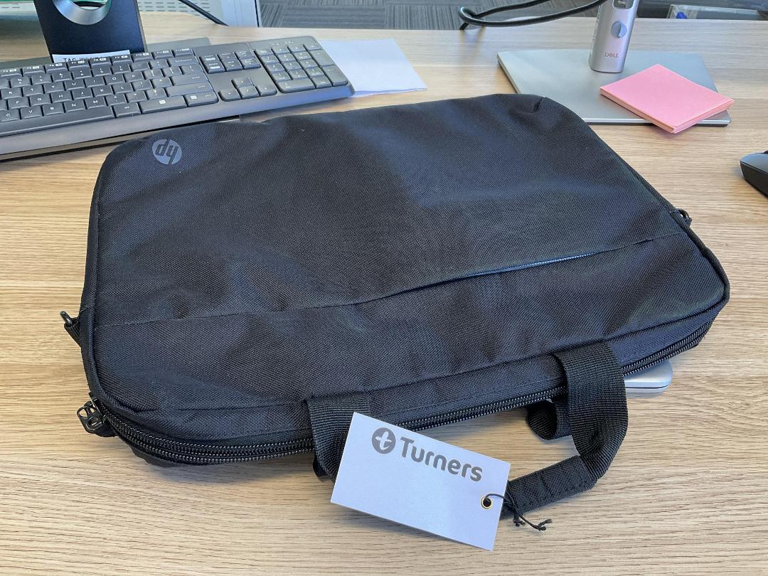 Photo '6' of HP Laptop Photo '6' of HP Laptop