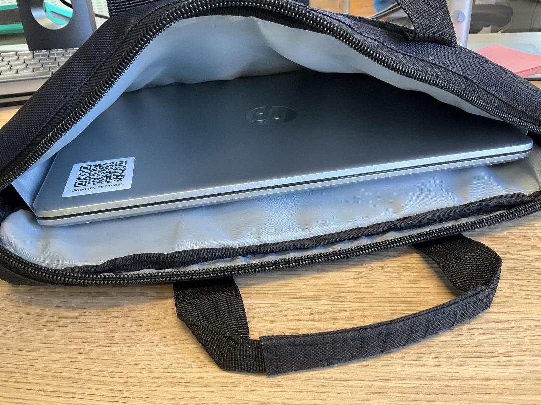 Photo '7' of HP Laptop Photo '7' of HP Laptop