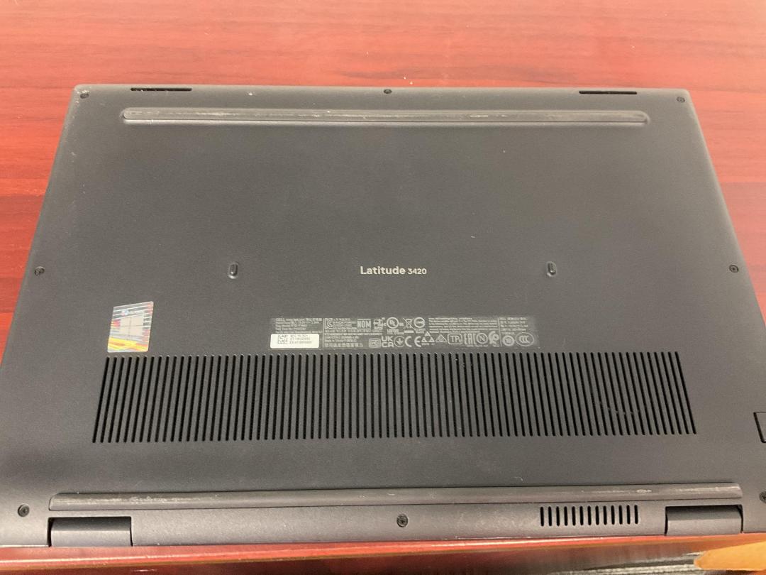 Photo '6' of Dell Latitude 3420 Laptop